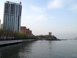 W Hotel, Pier C, and Castle Point (7081993491).jpg