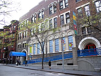 Childrens Museum of Manhattan 212 W83 jeh.jpg