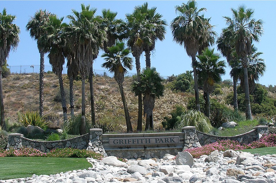 File:Griffith Park welcome sign.jpg