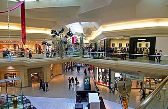 Mall at Short Hills interior.jpg